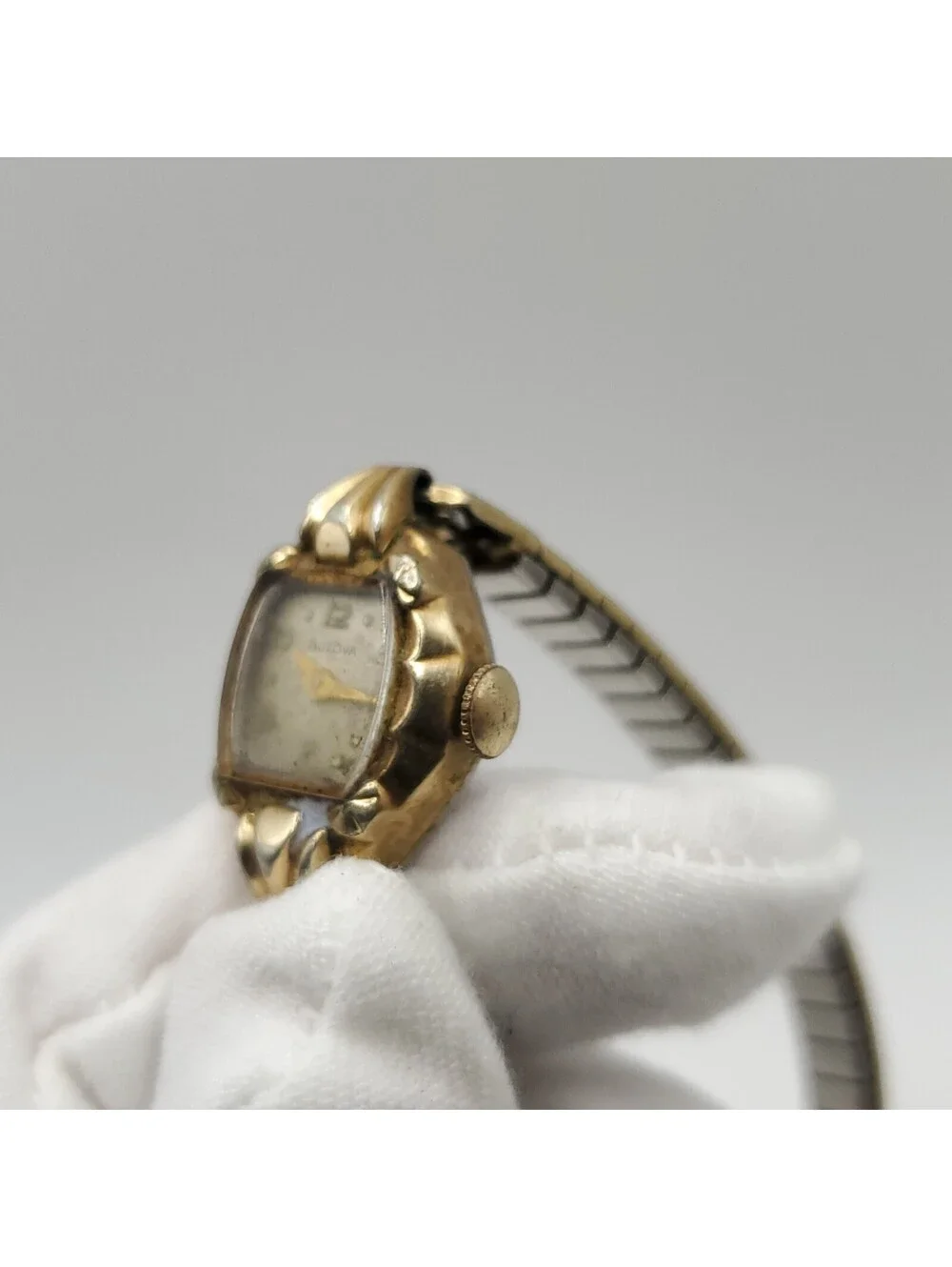 Vintage Bulova 10k Rolled Gold Plate Bezel 16mm Womens Watch For Parts
